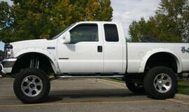 Neblaivus vyriškis "pasiskolino" viršininko automobilį