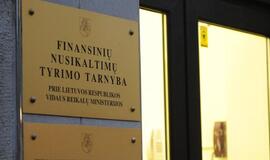 Nusikalstama grupuotė bandė pralobti 10 mln. litų