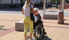 Pernai sumažėjo socialines paslaugas namuose gavusių neįgaliųjų, bet padaugėjo gyvenančių globos įstaigose