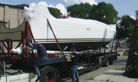 Uostamiestyje - naujutėlaitės jachtos