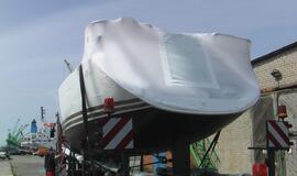 Uostamiestyje - naujutėlaitės jachtos