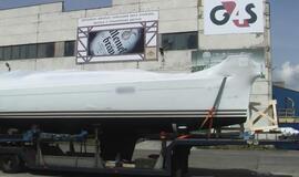 Uostamiestyje - naujutėlaitės jachtos