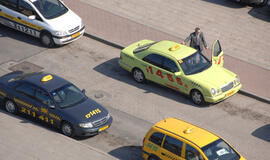 Taksi ir mikroautobusus slapta tikrino inspektoriai