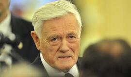 V.Adamkaus priešai bus apklausti per spiritizmo seansą