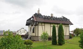 Žaibo sukeltas gaisras Tauralaukyje