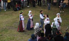 Juodkrantėje liepsnojo ugnies skulptūros