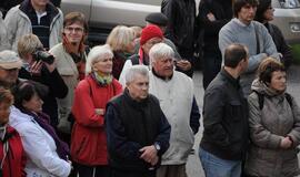 Juodkrantėje liepsnojo ugnies skulptūros