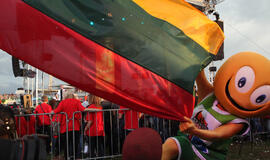 Po dviejų turų pralaimėjimo kartėlio dar nepatyrė devynios komandos