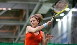 Susikaupusią įtampą Lina Kairytė malšina teniso aikštelėje
