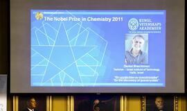 2011 metų Nobelio chemijos premija skirta Danieliui Shechtmanui