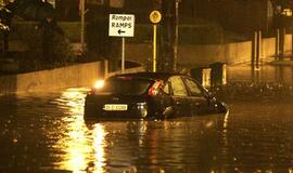 Gausios liūtys užtvindė Dubliną