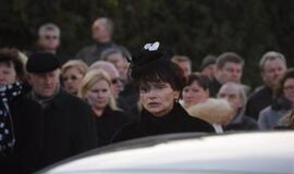 Bronislovas Lubys palaidotas Plungės kapinėse