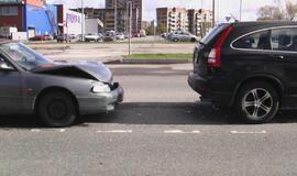 Neblaivaus vairuotojo sukelta avarija