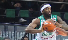 Nukeliama "Neptūno" ir "Žalgirio" dvikova