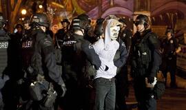 Policija išvaikė akcijos "Užimk Volstritą" rėmėjus Los Andžele ir Filadelfijoje