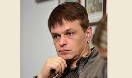 "Šmėklų sonatoje" - apie laimės iliuziją