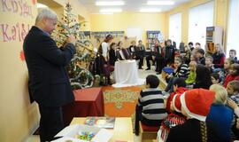 "Knygų kalėdos: pasakų popietės bibliotekoje" Klaipėdoje