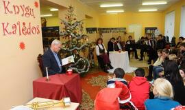 "Knygų kalėdos: pasakų popietės bibliotekoje" Klaipėdoje