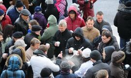 Smiltynėje atidengtas paminklas "Albatrosas"