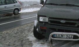 Sningant pasipylė avarijos