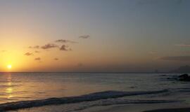 Girtas vairuotojas nuo policijos paspruko išplaukęs į jūrą