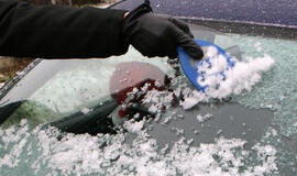 Naktį daug kur numatomas sniegas, rytą formuosis plikledis