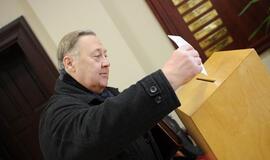 Paaiškėjo daugiau nei pusė šeštojo KU Senato narių