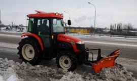 Žiema į darbą pašaukė kelių valytojus