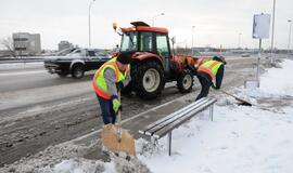 Žiema į darbą pašaukė kelių valytojus
