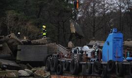 Smiltynėje iškeltas po betono blokais žuvęs žmogus