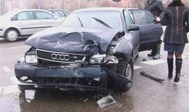 Per susidūrimą išsiskleidė 4 oro pagalvės