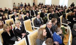 Prezidentė įteikė valstybės apdovanojimus