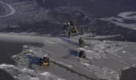 Nekasdieniai vaizdai iš pasieniečių sraigtasparnio