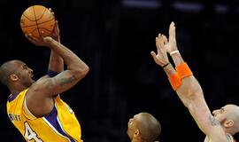 Toronto "Raptors" be Lino Kleizos pralaimėjo absoliutiems NBA autsaideriams