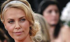 Charlize Theron įsivaikino berniuką