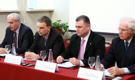 Lietuvoje vaistų rinka monopolizuota - pigesniems vaistams patekti į vaistinių tinklus sudėtinga