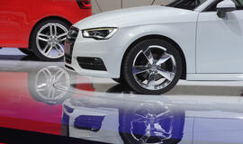 Naujų automobilių rinka Europoje šiemet gali smuktelėti 5 procentais