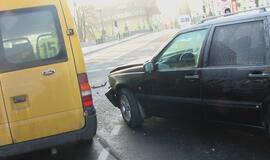 Abu vairuotojai važiavo degant žaliai?