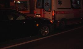 BMW taranavo dvi greitąsias pagalbas