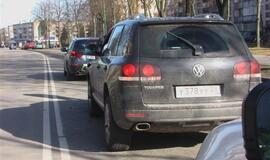 Prabangi avarija per žioplumą