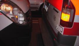 BMW taranavo dvi greitąsias pagalbas