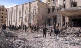 Sirijoje iš Homso pasprukę žmonės kaltina karius civilių žudymu ir kankinimu