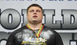 Žydrūnas Savickas prestižiniame &quot;Arnold's Strongman&quot; turnyre kol kas -  ketvirtas