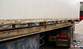 Lietuvos muitinė: kontrabandos gabentojai atranda vis mažiau landų