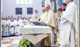 Kretingoje įšventintas jauniausias vyskupas pasaulyje