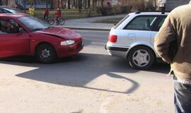 Triguboje avarijoje - sužeista keleivė