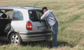 Su promilėmis - tik nuo kelio į laukus