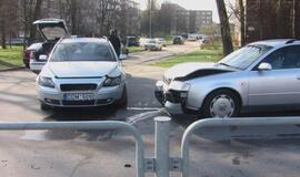 Rytas dviems universalams prasidėjo nesėkmingai