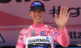Dviratininkas Ramūnas Navardauskas išsaugojo "Giro d'Italia" lyderio poziciją