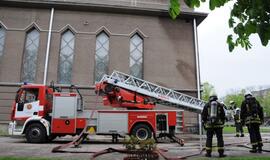 Gaisrininkai surengė pratybas